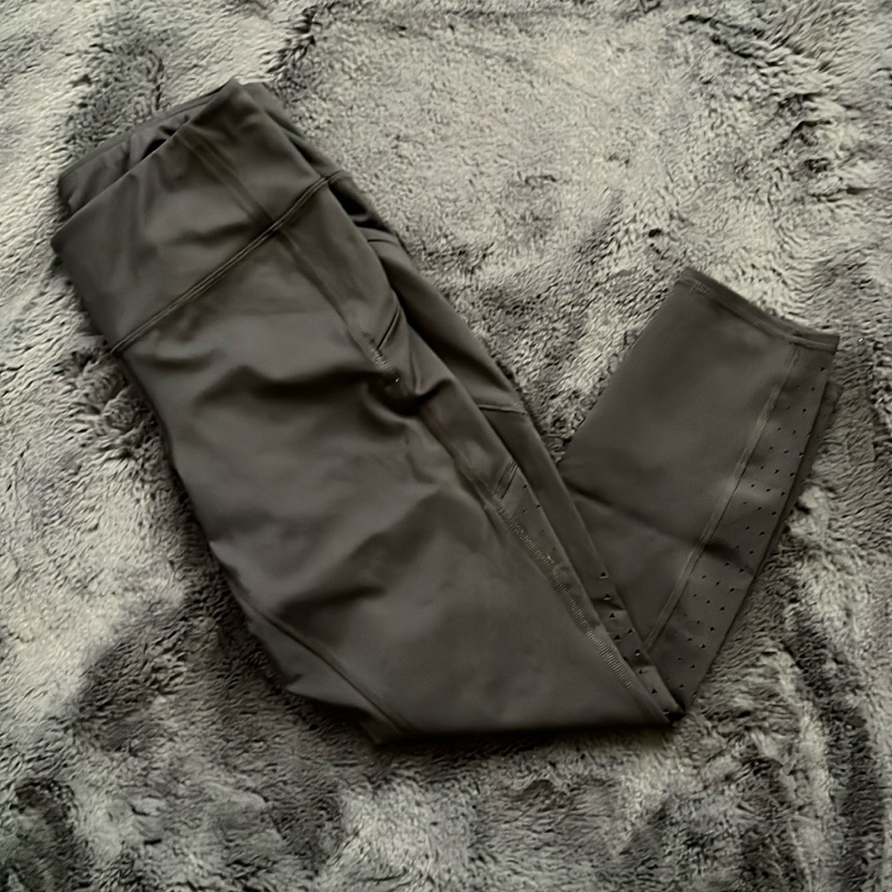 Athleta black laser cut leggings SP